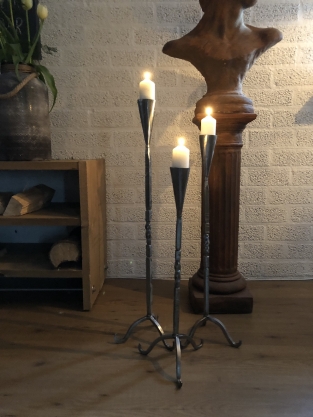 Beautiful wrought iron candlestick, 1 arm, large size, beautiful ornate ironwork!