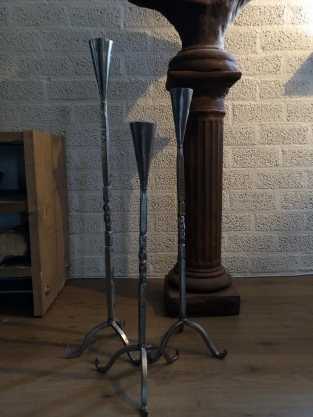 Beautiful wrought iron candlestick, 1 arm, large size, beautiful ornate ironwork!