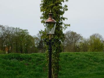 Tuinlamp, gietijzeren lantaarnpaal met kap, klassiek