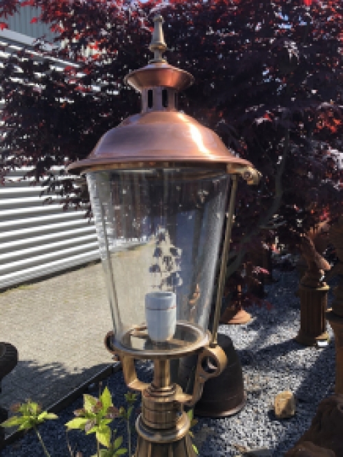 Lamp messing-koper rond glas op voet, geweldige uitstraling!!